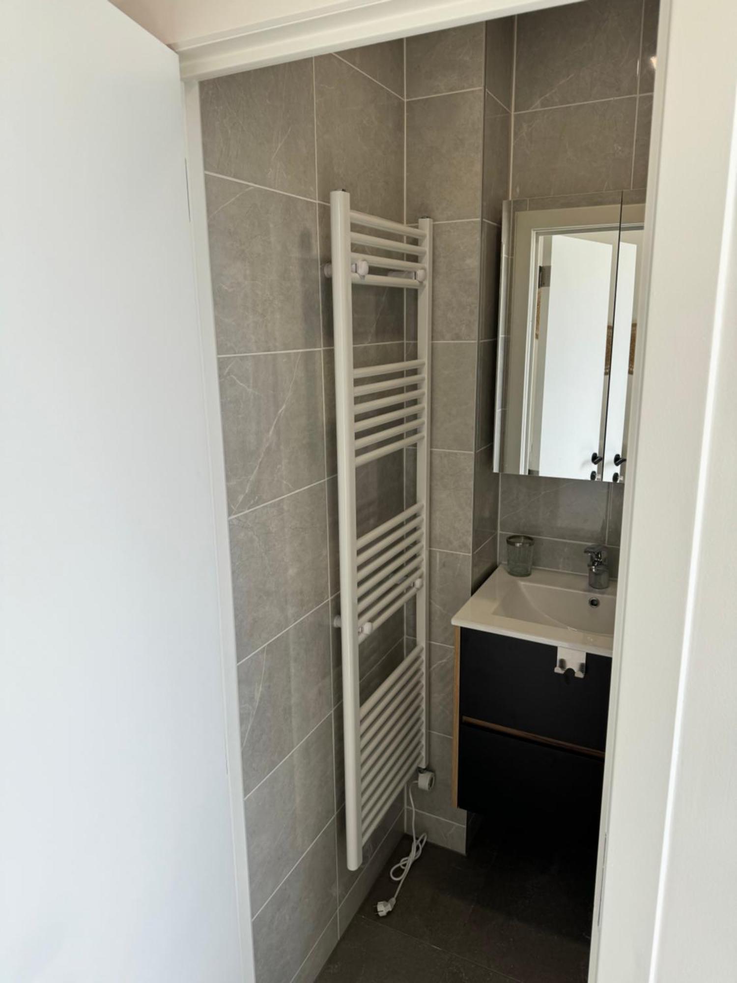 Superbe Appartement Une Chambre Brussel Eksteriør bilde